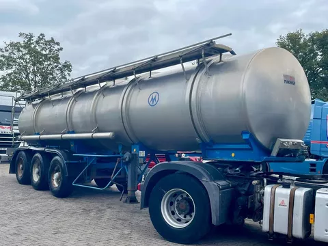 Magyar FOODS / WATER 28000 L, INOX, 1 COMP, spring susp, very good state!