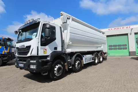 Iveco EuroTrakker 410 8x4. Light damages, 100% all working. 100% drivable Iveco EuroTrakker 410 8x4. Light damages, 100% all working. 100% drivable